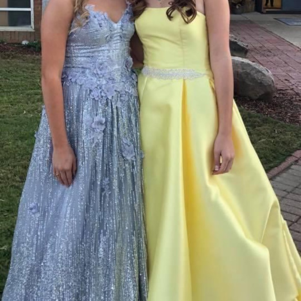 Sherri Hill Prom Dress